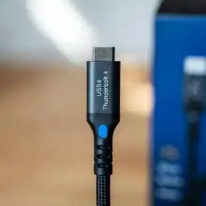 کابل‌ USB4 و Thunderbolt 4